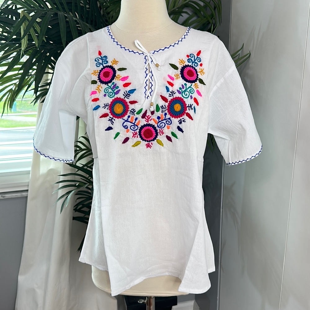 Bohemian hand made top/ hand embroidery 100% cotton.
